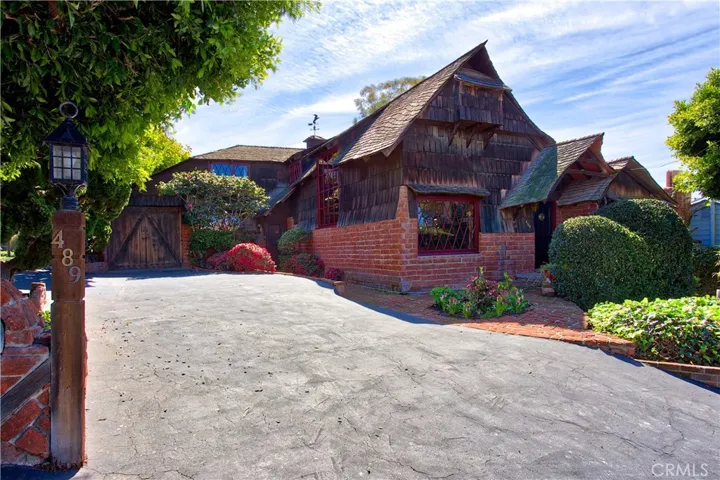 489 Pearl Street, Laguna Beach, California 92651