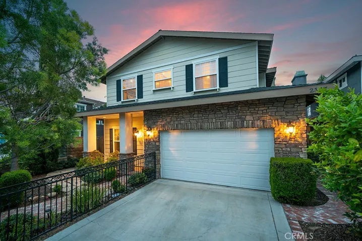 2307 Orange Avenue, Costa Mesa, California 92627