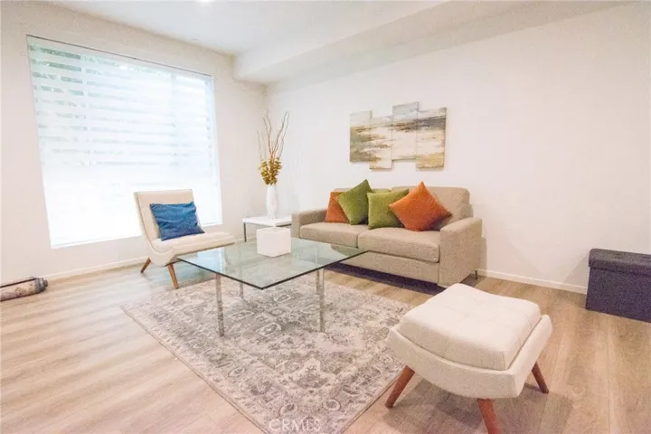 2006 S Corning Street 2, Los Angeles, California 90034