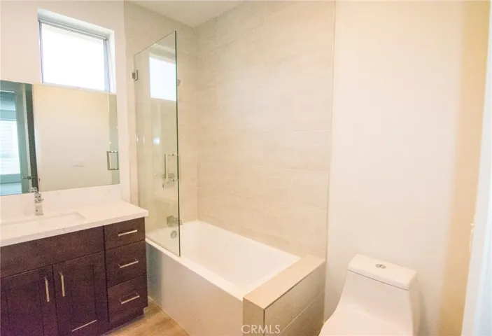 2006 S Corning Street 2, Los Angeles, California 90034