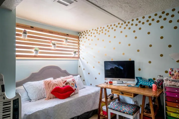 160 Monterey Avenue, Pacific Grove, California 93950