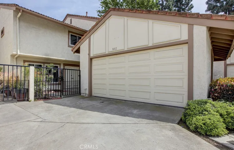 8412 Sweetwater Circle, Huntington Beach, California 92646