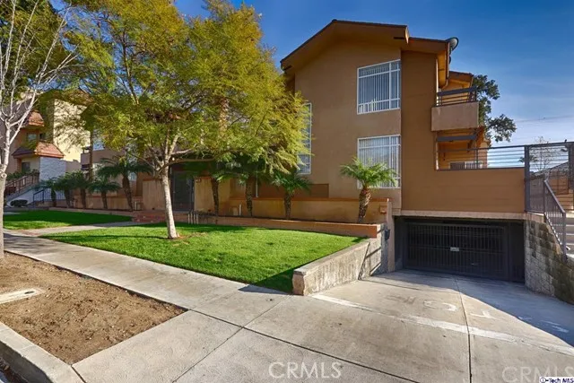 432 W Lexington Drive 4, Glendale, California 91203