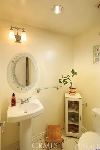 432 W Lexington Drive 4, Glendale, California 91203