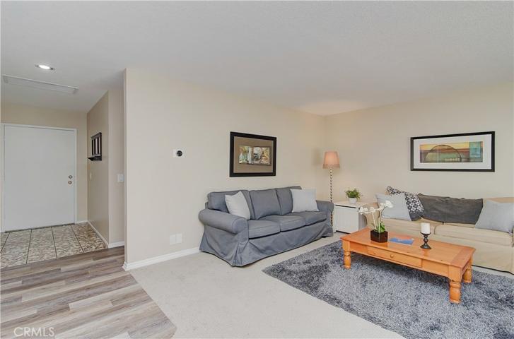 Plenty of room for any furniture arrangement plus room for your favorite artwork.