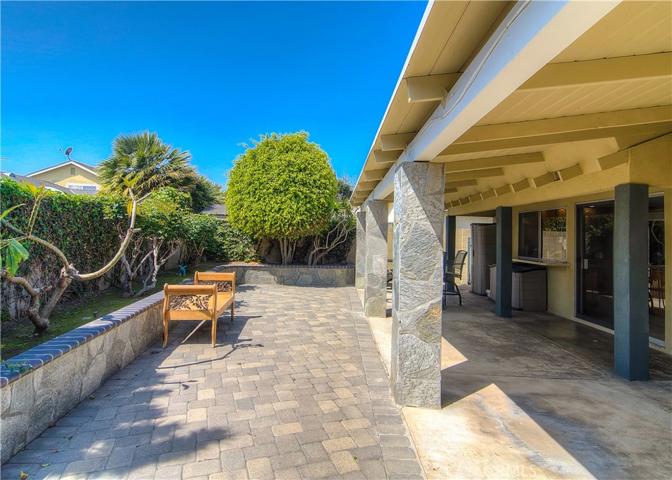 Nothing to do here but just kick back, relax and enjoy the Southern California sun!