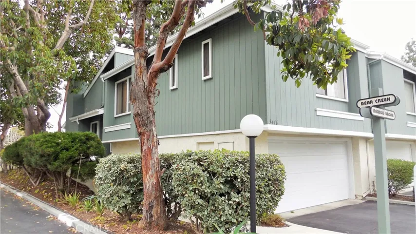 3446 Meadow Brook, Costa Mesa, California 92626