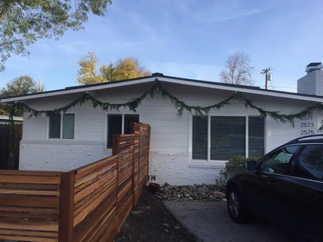 2571 Alma Street, Palo Alto, California 94301