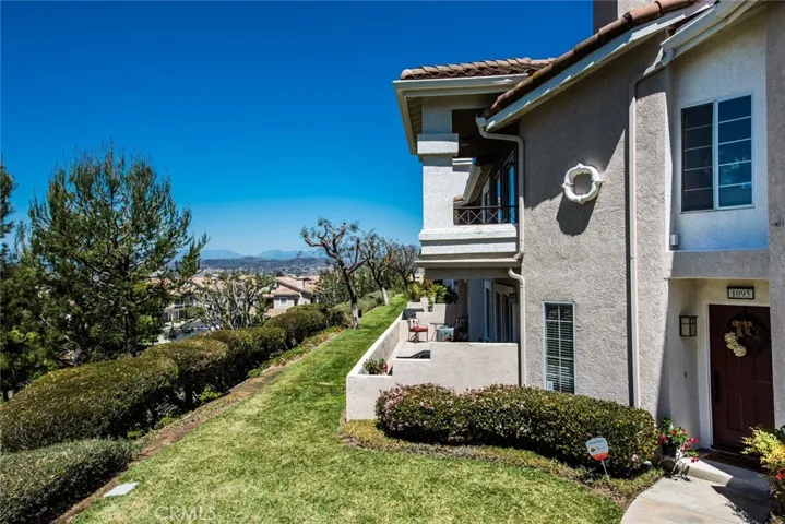 1095 S Sundance Drive, Anaheim Hills, California 92808