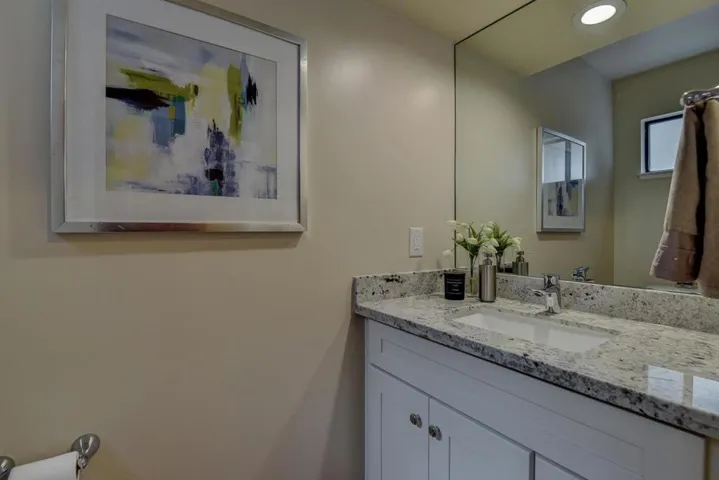 612 Sierra Vista Avenue D, Mountain View, California 94043