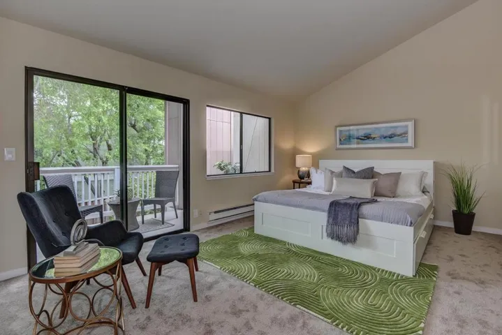 612 Sierra Vista Avenue D, Mountain View, California 94043