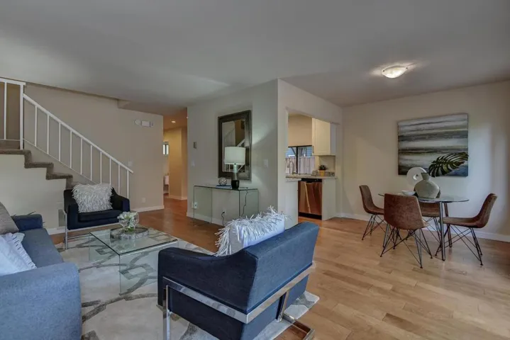 612 Sierra Vista Avenue D, Mountain View, California 94043