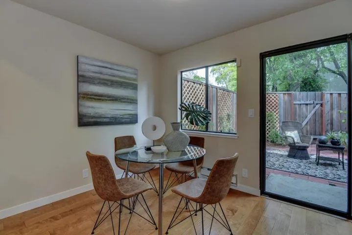 612 Sierra Vista Avenue D, Mountain View, California 94043