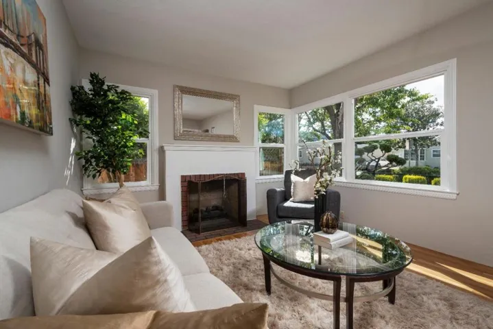 1015 Holly Street, San Carlos, California 94070