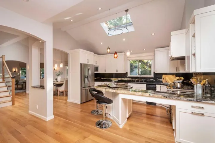 2450 Brewster Avenue, Redwood City, California 94062