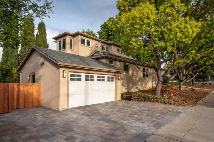 2450 Brewster Avenue, Redwood City, California 94062