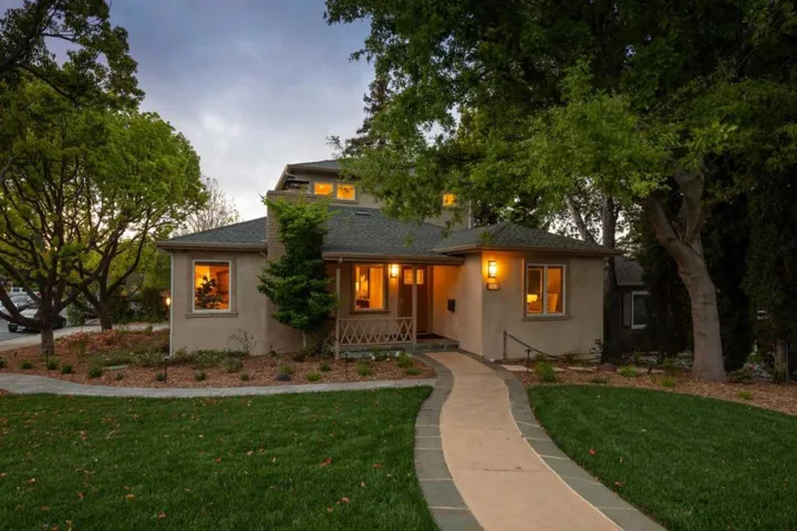 2450 Brewster Avenue, Redwood City, California 94062