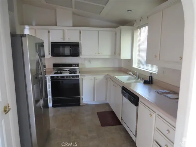 35421 Mexico Way, Thousand Palms, California 92276