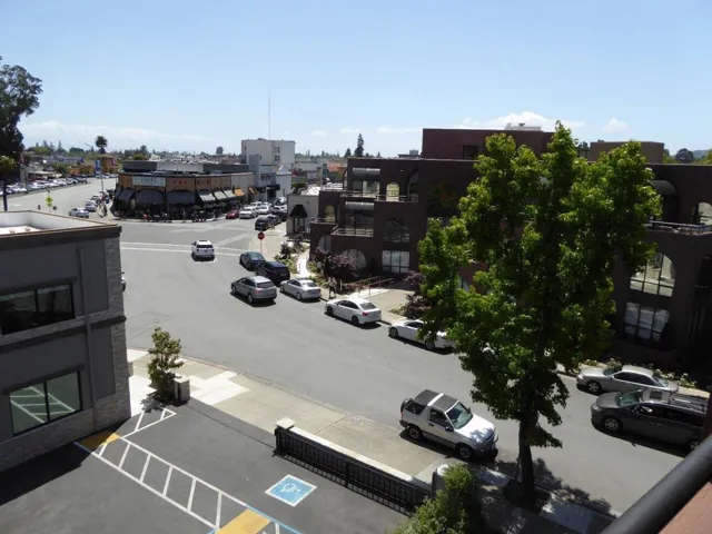 1210 Bellevue Avenue 408, Burlingame, California 94010