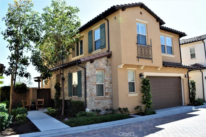 42 Clover, Lake Forest, California 92630