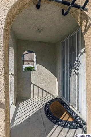 6442 Troost Avenue, North Hollywood, California 91606