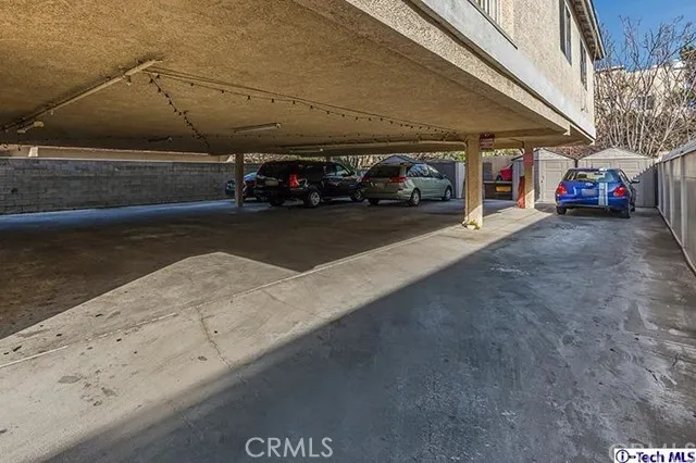 6442 Troost Avenue, North Hollywood, California 91606