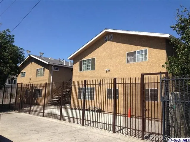 4214 Avalon Boulevard, Los Angeles, California 90011