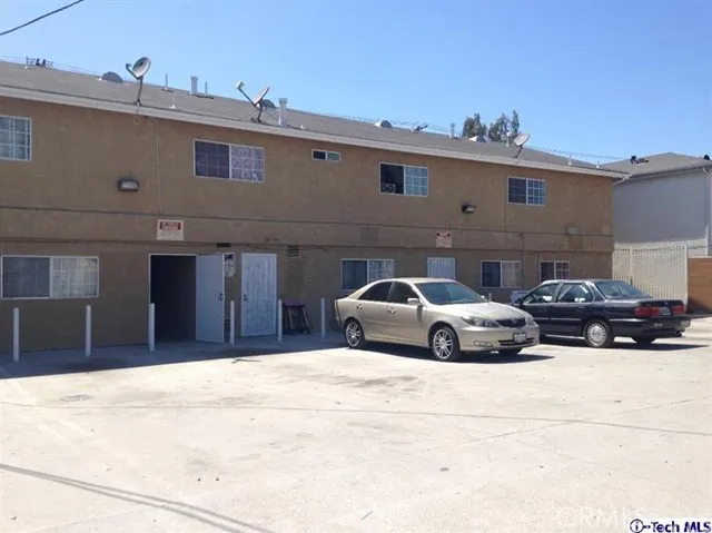 4214 Avalon Boulevard, Los Angeles, California 90011