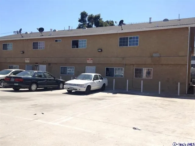 4214 Avalon Boulevard, Los Angeles, California 90011