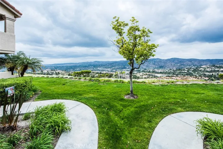 Condo rests up on the hill with breathtaking views just outside your front door.