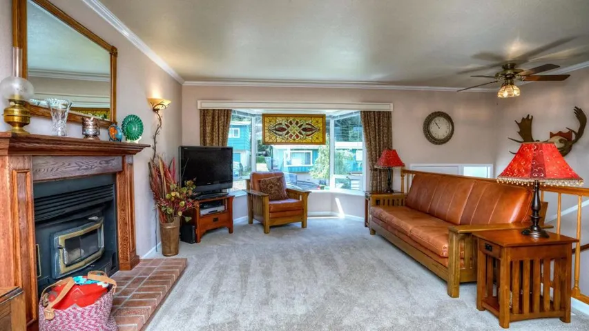 1085 Barcelona Drive, Pacifica, California 94044