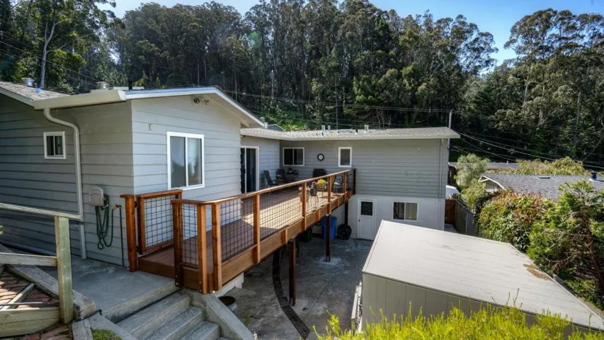 1085 Barcelona Drive, Pacifica, California 94044