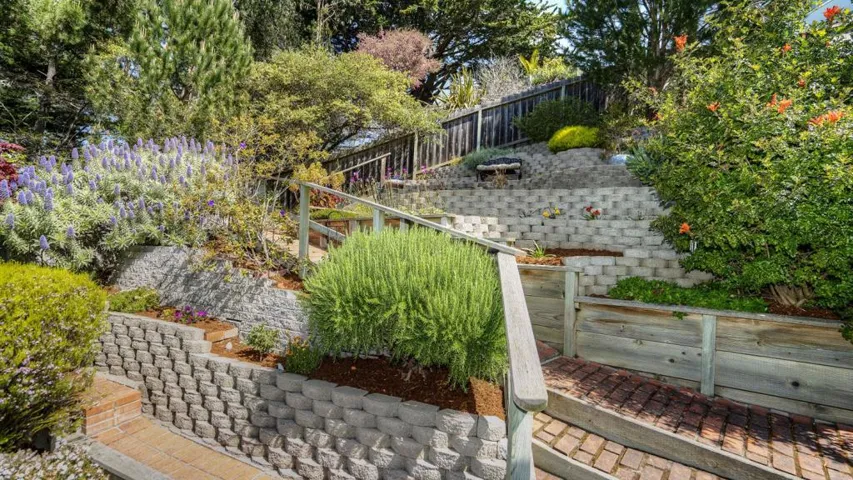 1085 Barcelona Drive, Pacifica, California 94044