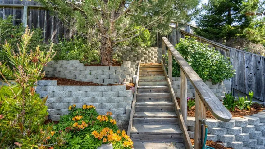 1085 Barcelona Drive, Pacifica, California 94044