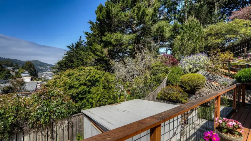 1085 Barcelona Drive, Pacifica, California 94044