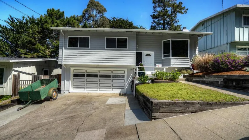 1085 Barcelona Drive, Pacifica, California 94044