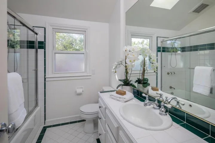 2671 Isabelle Avenue, San Mateo, California 94403