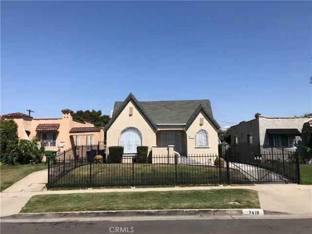7418 S Harvard Boulevard, Los Angeles, California 90047