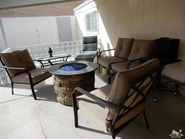 33261 Westchester Drive, Thousand Palms, California 92276