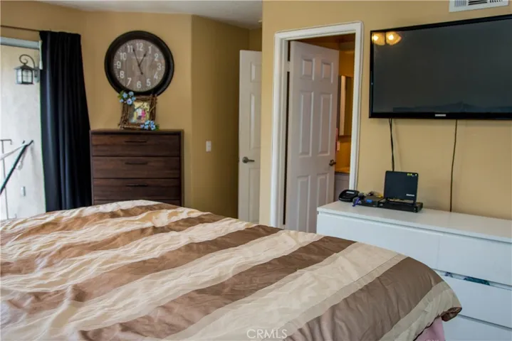 8200 E Oak Ridge Circle, Anaheim Hills, California 92808