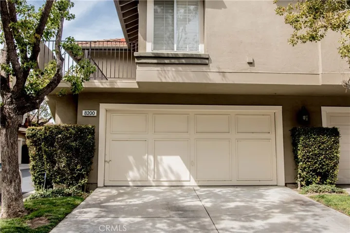8200 E Oak Ridge Circle, Anaheim Hills, California 92808