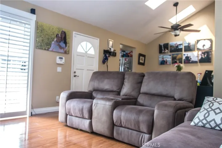 8200 E Oak Ridge Circle, Anaheim Hills, California 92808