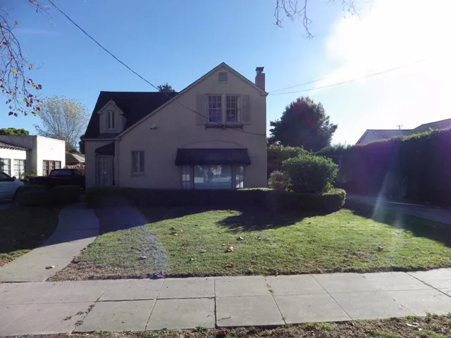 709 Pajaro Street, Salinas, California 93901