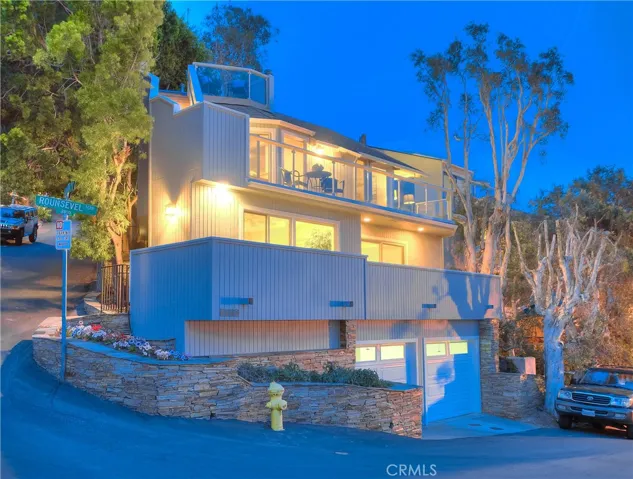 2808 Rounsevel, Laguna Beach, California 92651