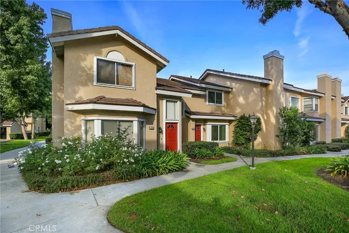 192 Greenmoor 84, Irvine, California 92614