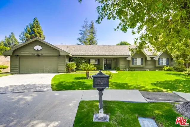 9850 Donna Avenue, Northridge, California 91324