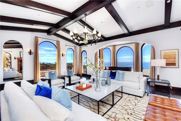 922 Emerald Bay, Laguna Beach, California 92651