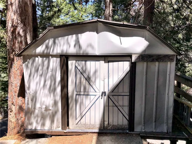 STORAGE SHED