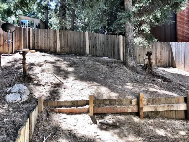 529 Rose Lane, Twin Peaks, California 92391