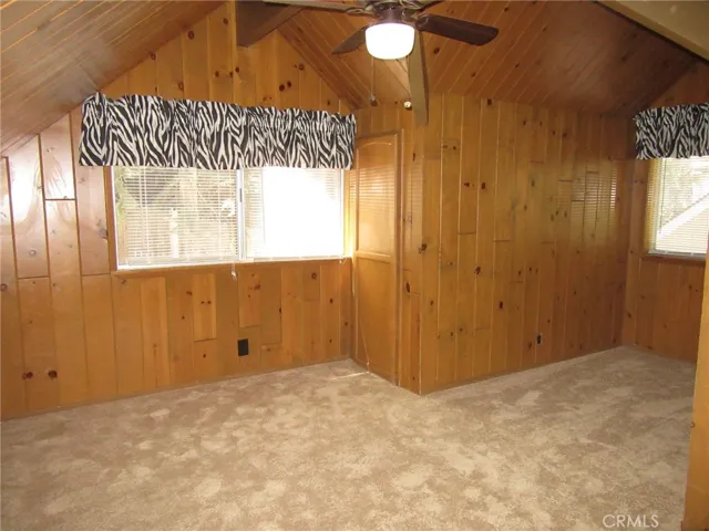 UPSTAIRS-BEDROOM 3